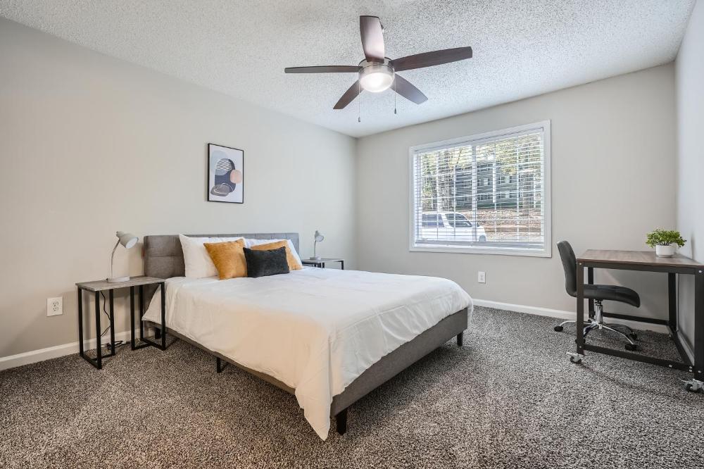 Crest at East Cobb1820E Comfort, Spacious 2Bd 2Bt